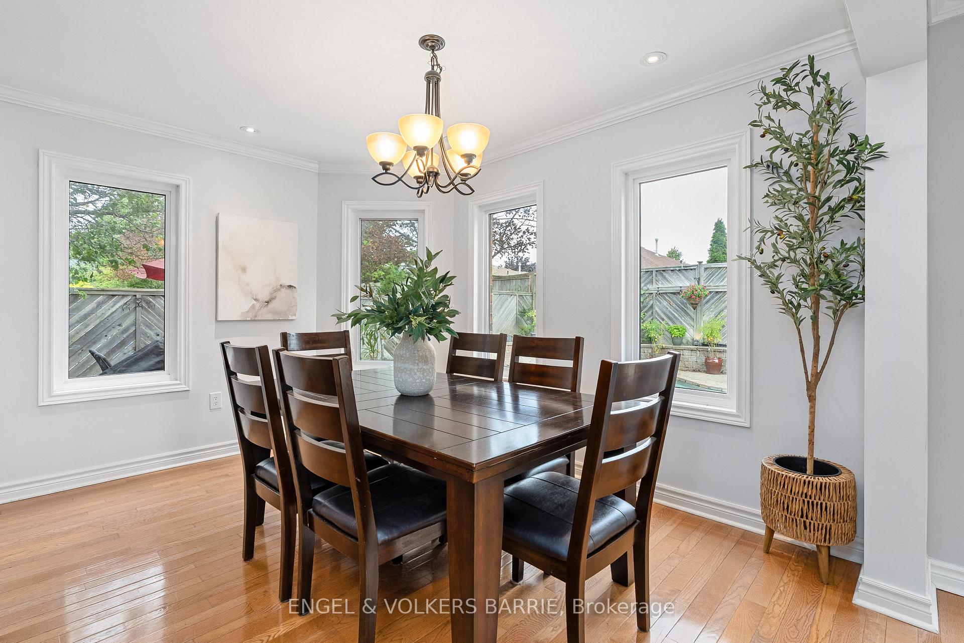 19 Grand Forest Drive