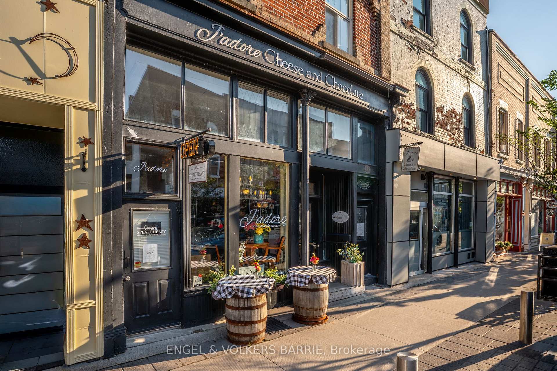 123 Dunlop Street E Barrie On Ca L4m 1a6 S14105652