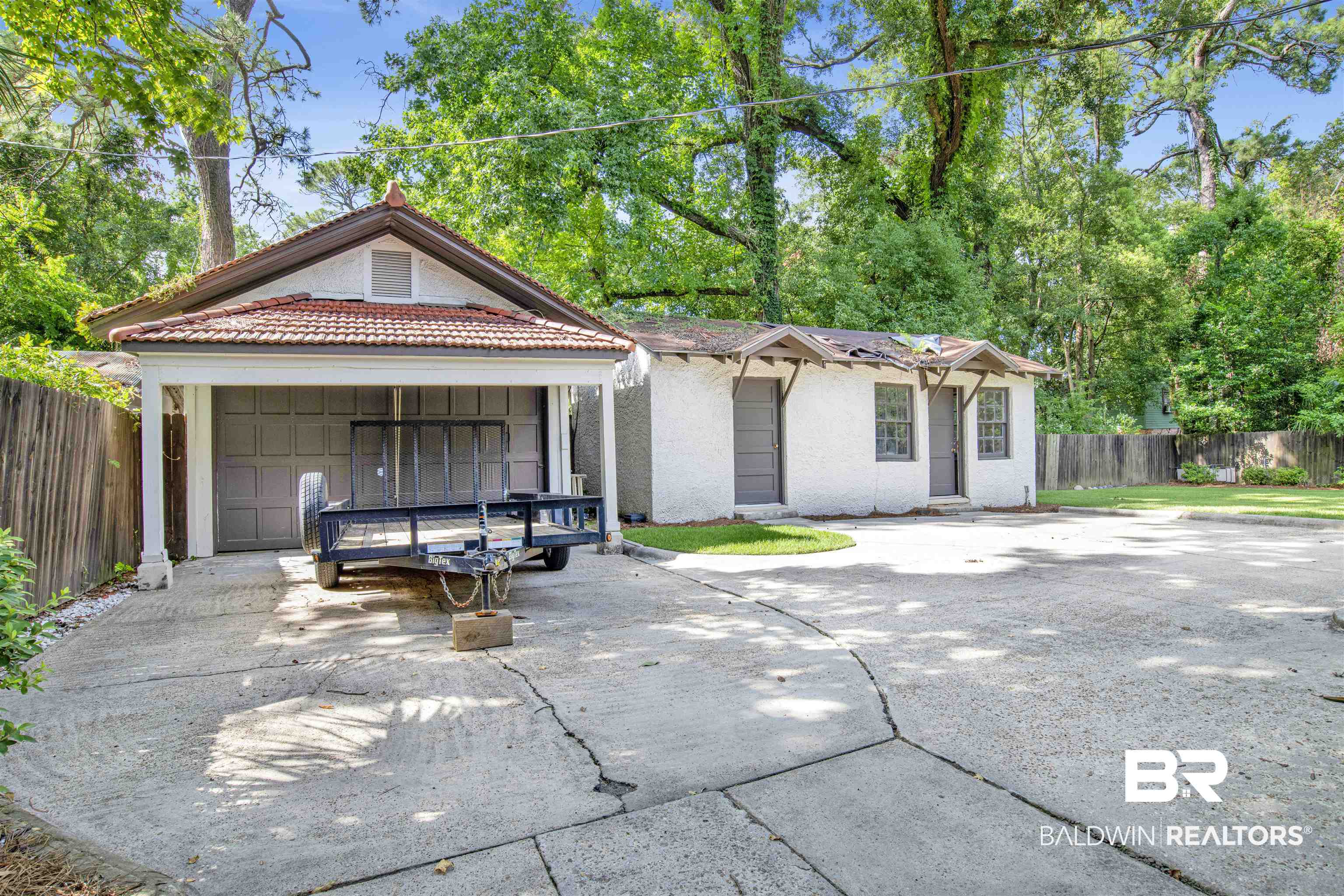 1654 Government Street