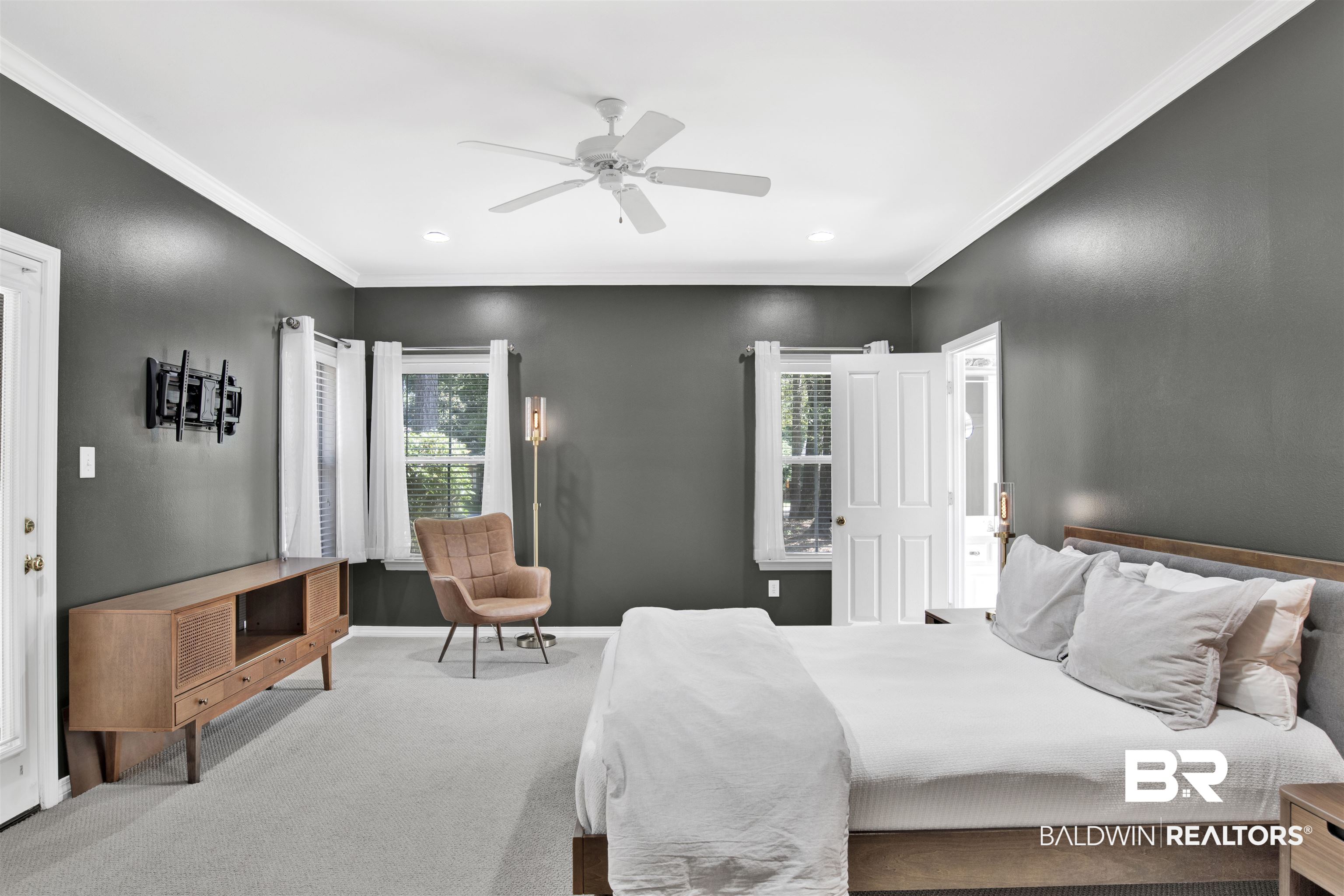 9426 Aspen Circle