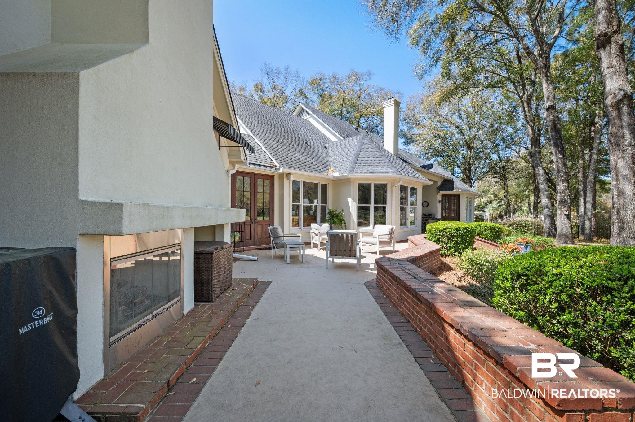 127 Weatherford Court