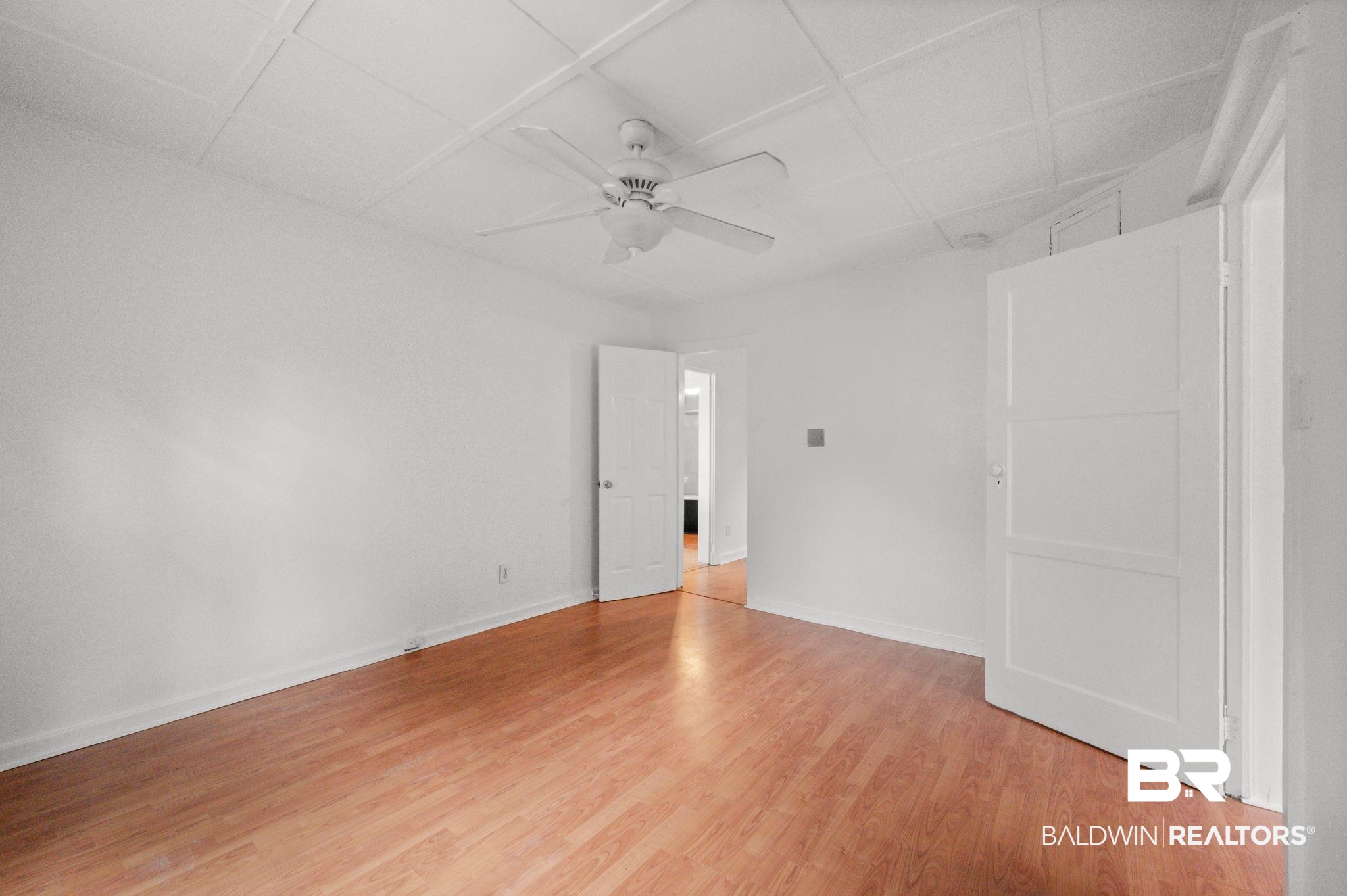 514 Grand Avenue