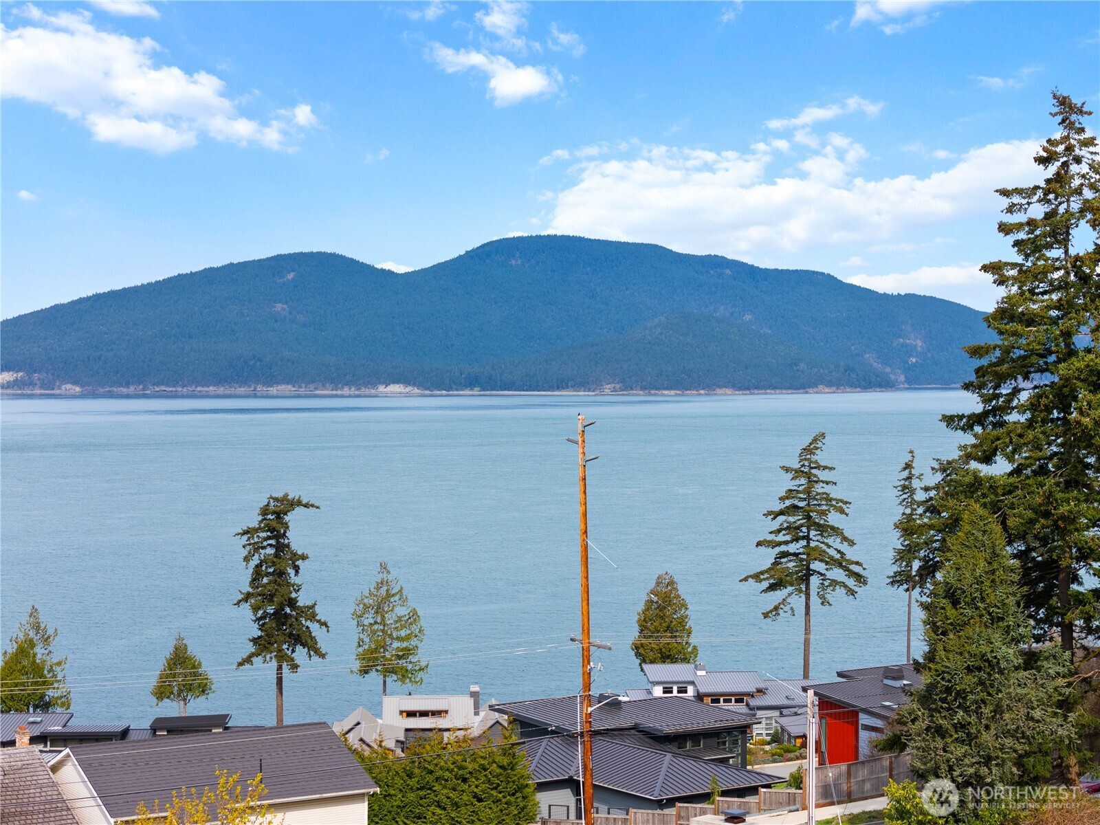 1408 Latitude Circle