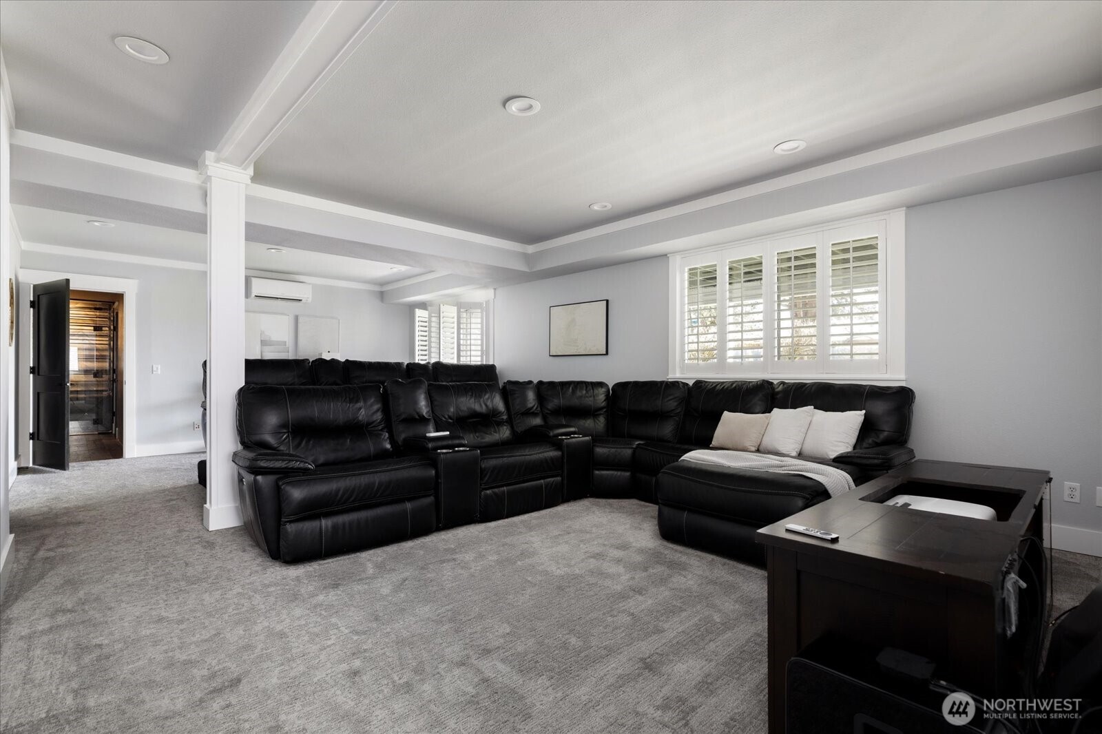5681 Lenz Place