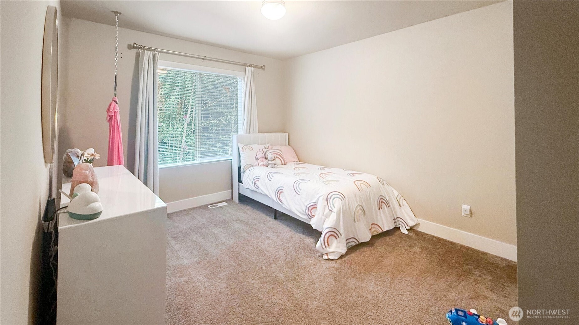 966 Panorama Ridge