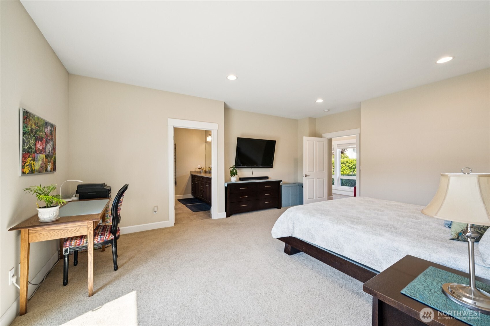 2204 Dover Drive