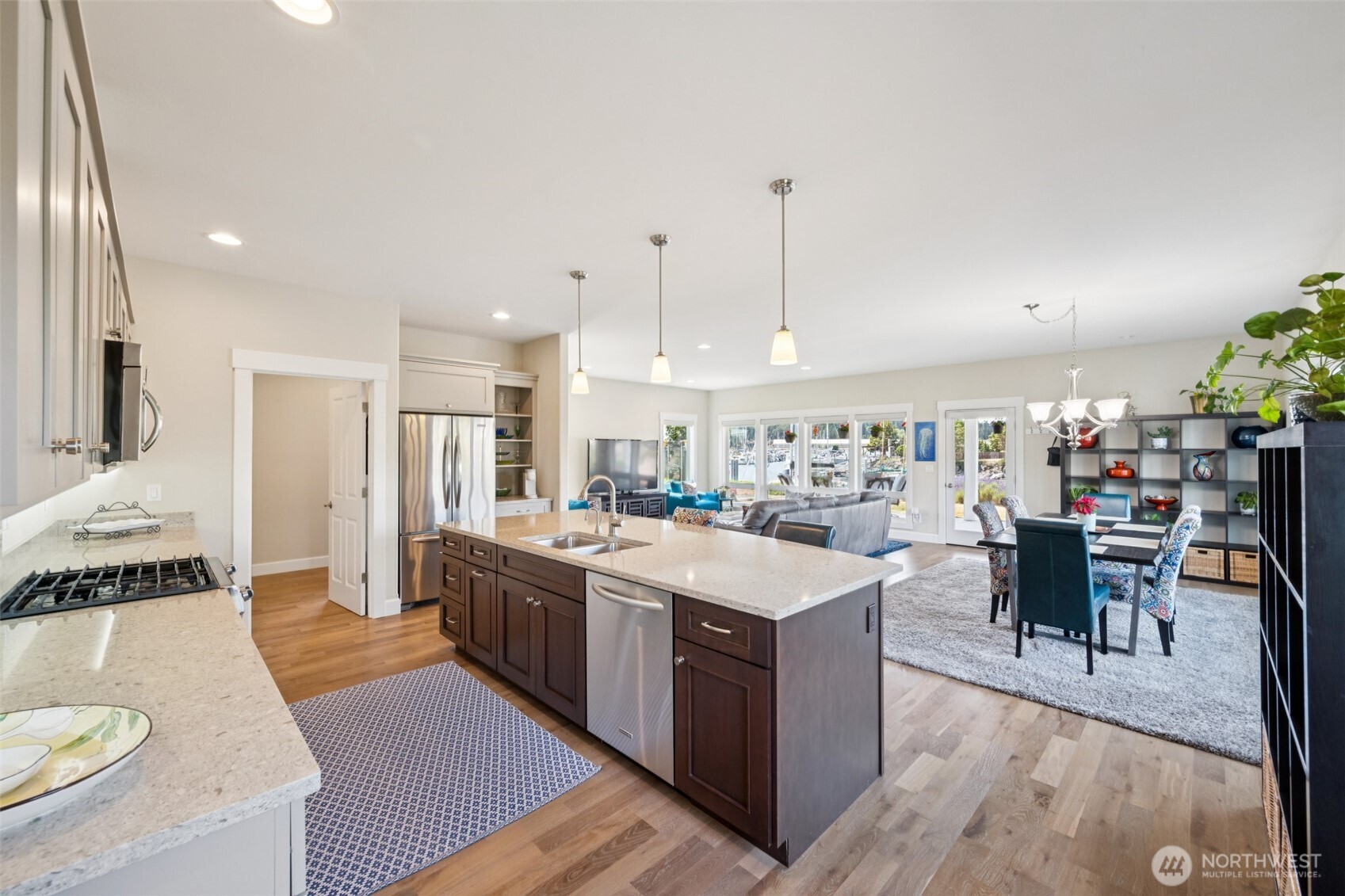 2204 Dover Drive