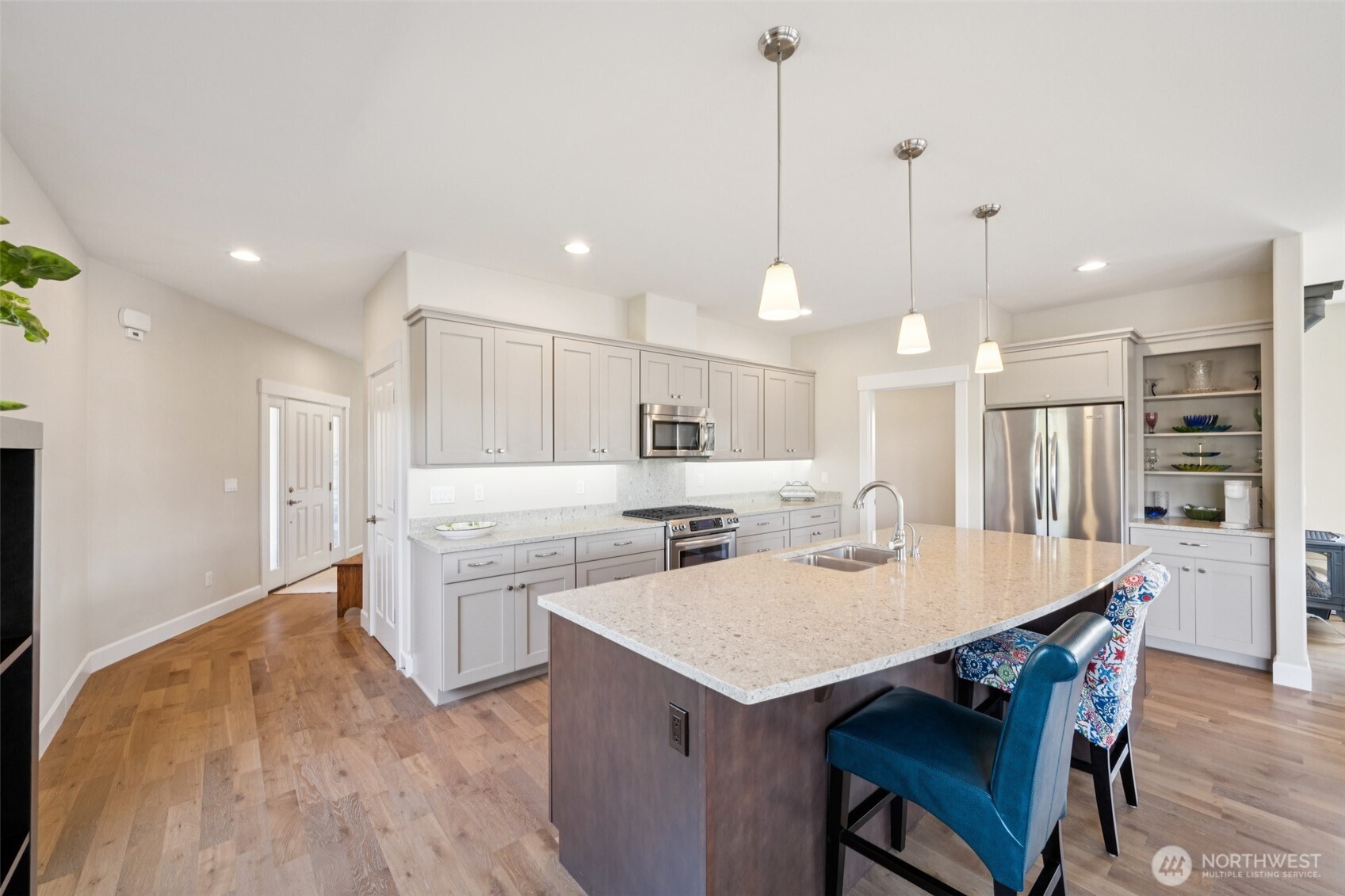 2204 Dover Drive