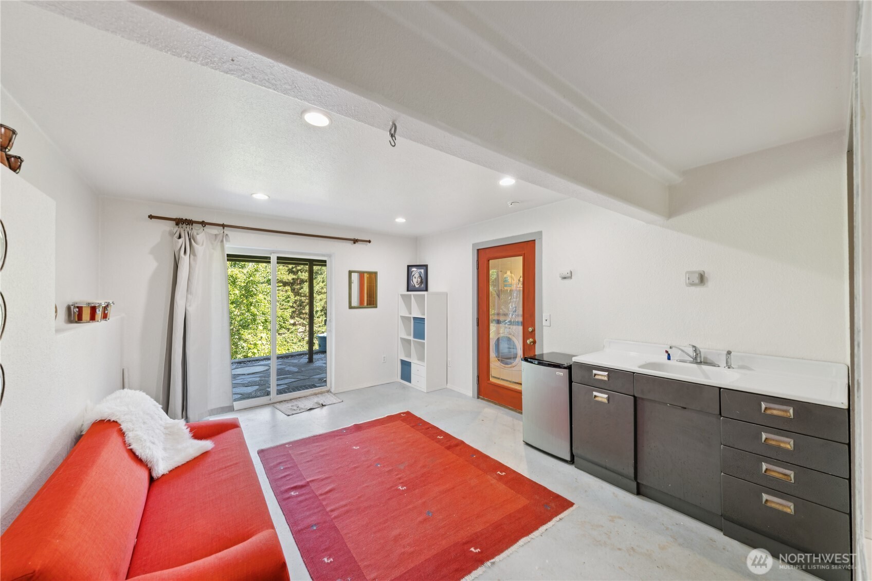 14068 Crater Lake Rd