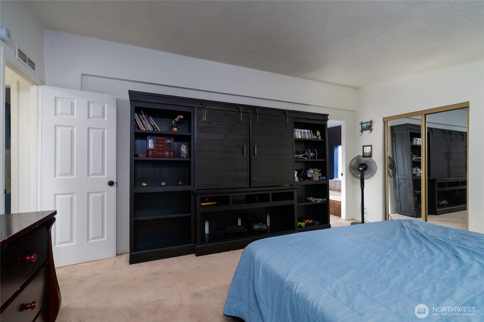 6823 Gibralter Drive