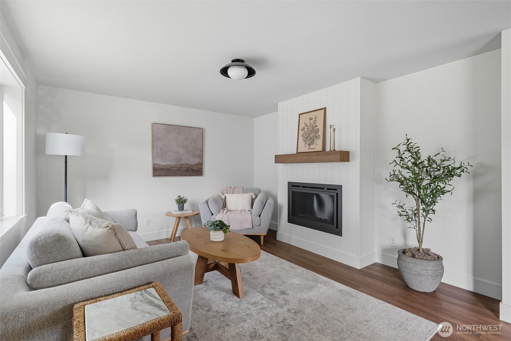 942 3rd Street