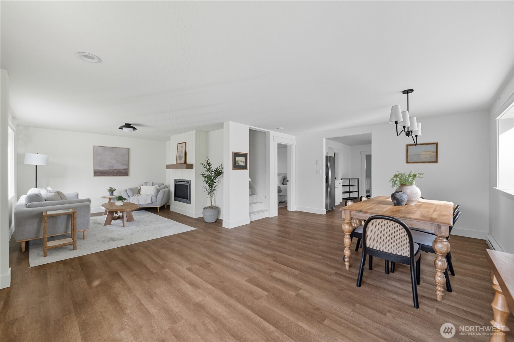 942 3rd Street