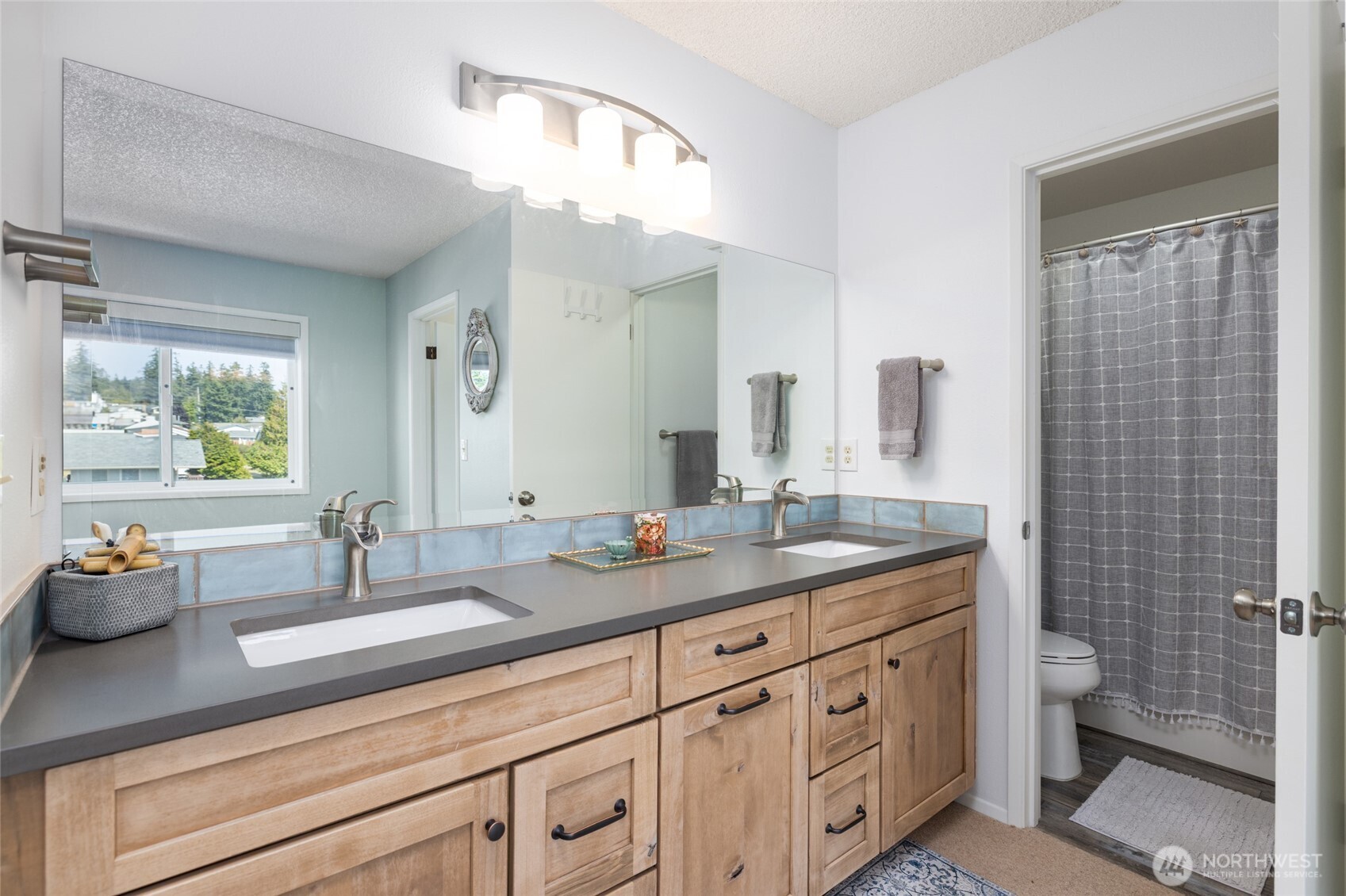 1800 Skyline Way Unit: 306