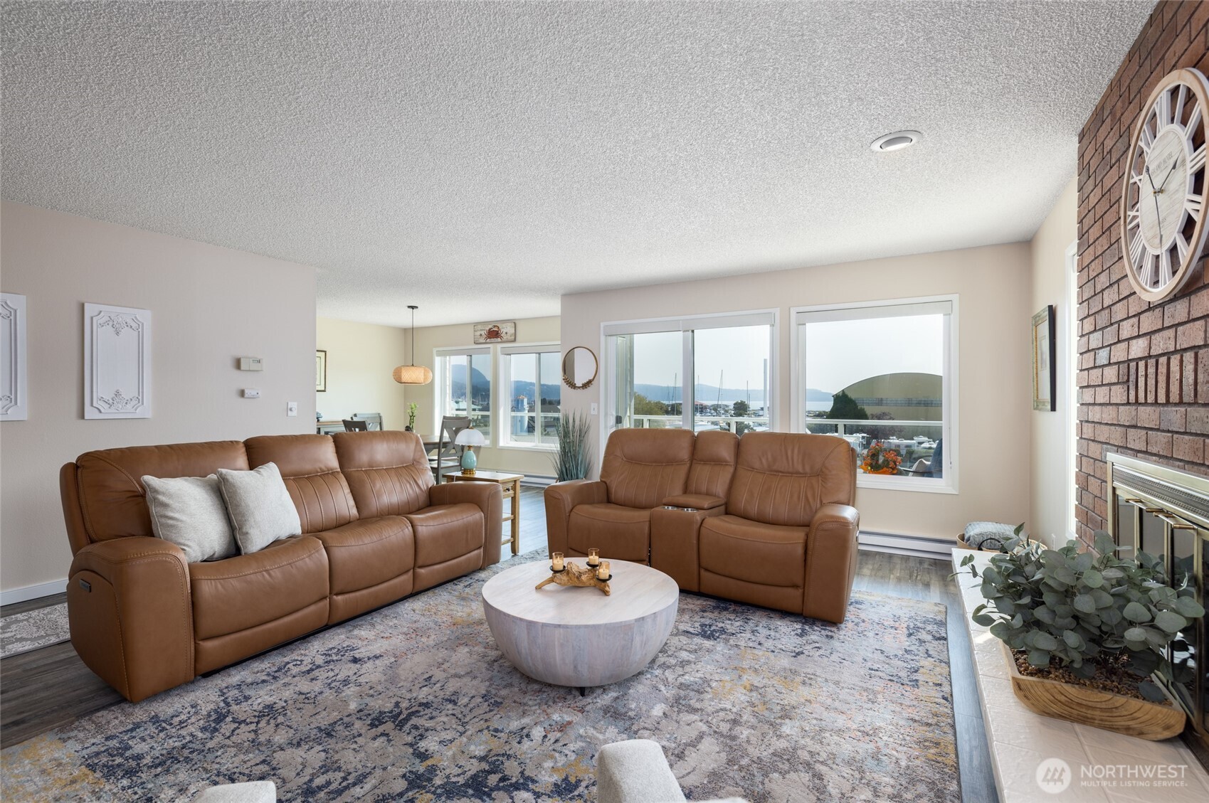 1800 Skyline Way Unit: 306