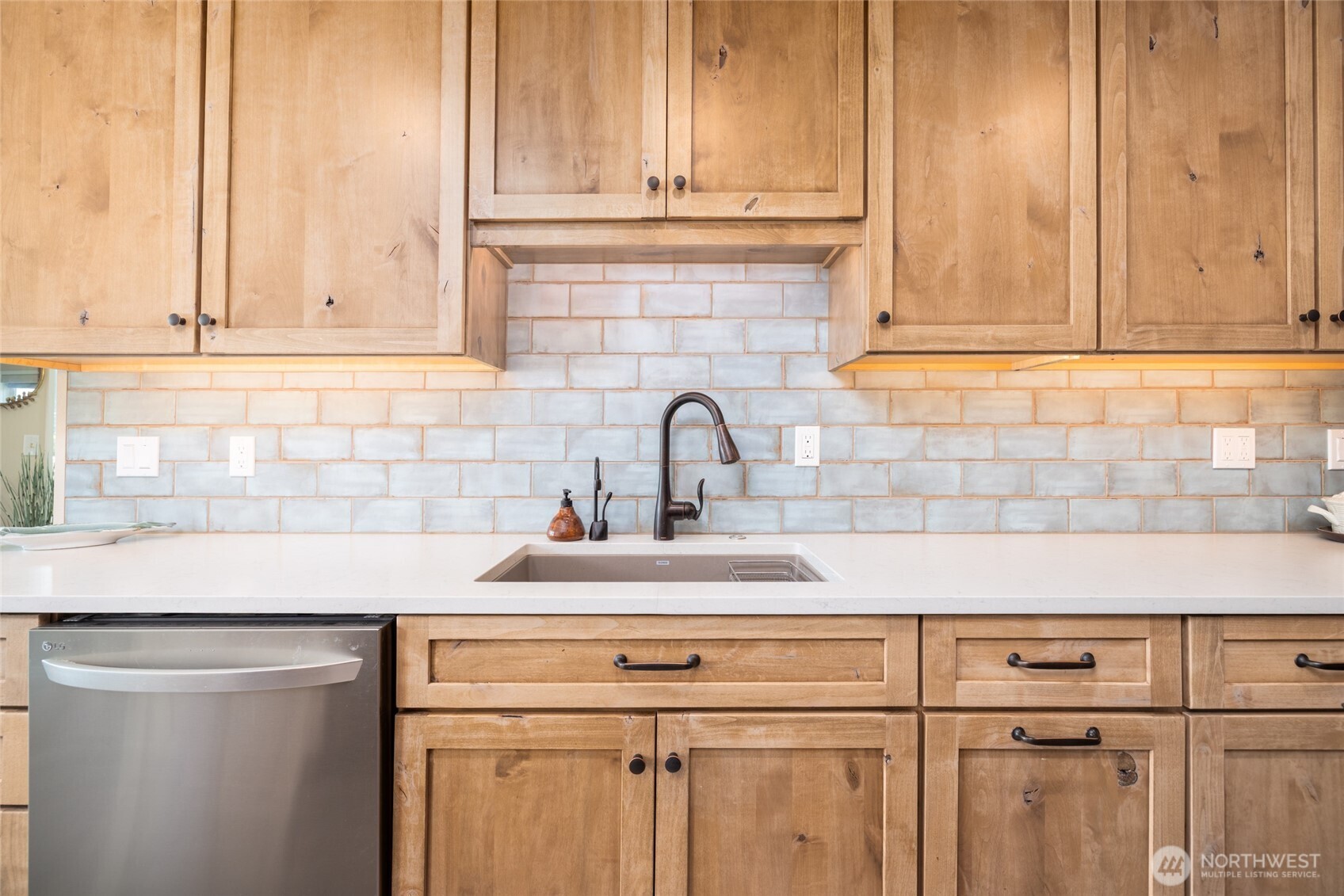 1800 Skyline Way Unit: 306