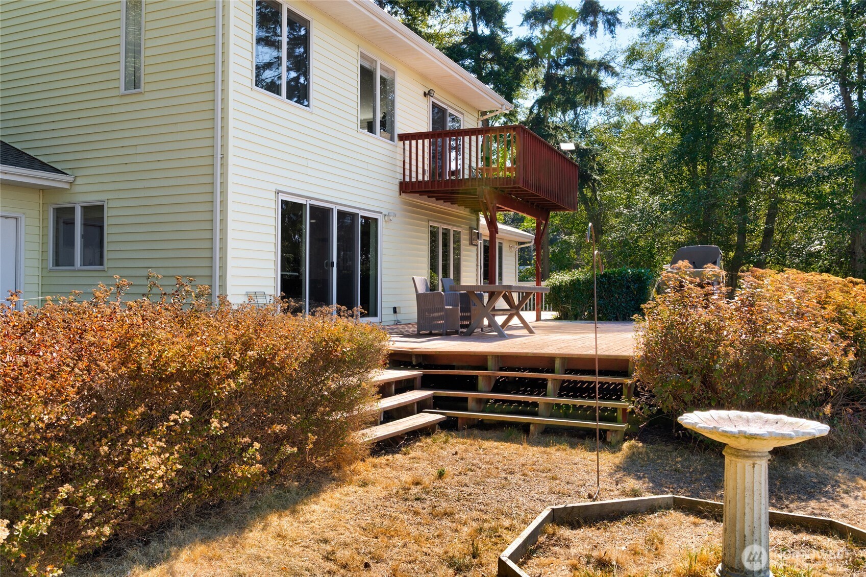4251 Hollydale Lane