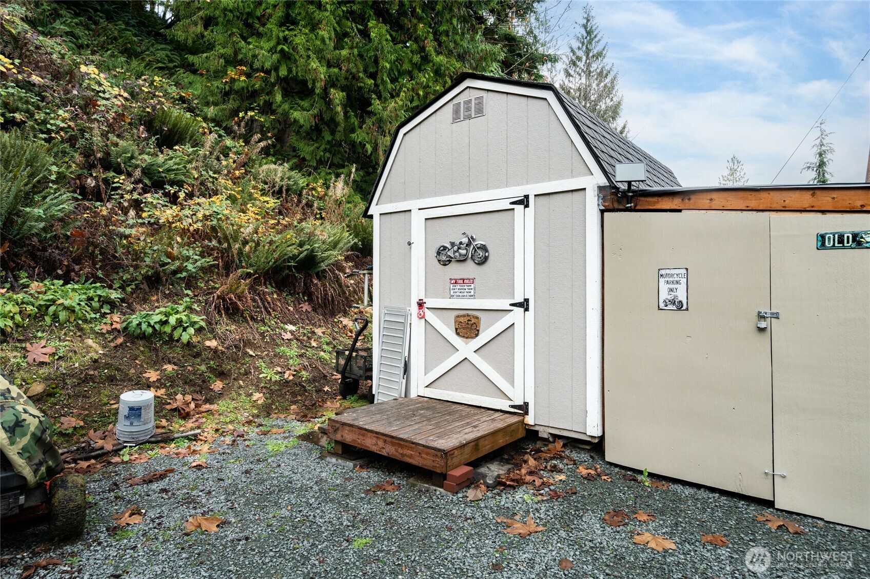 9054 W Pressentin Drive