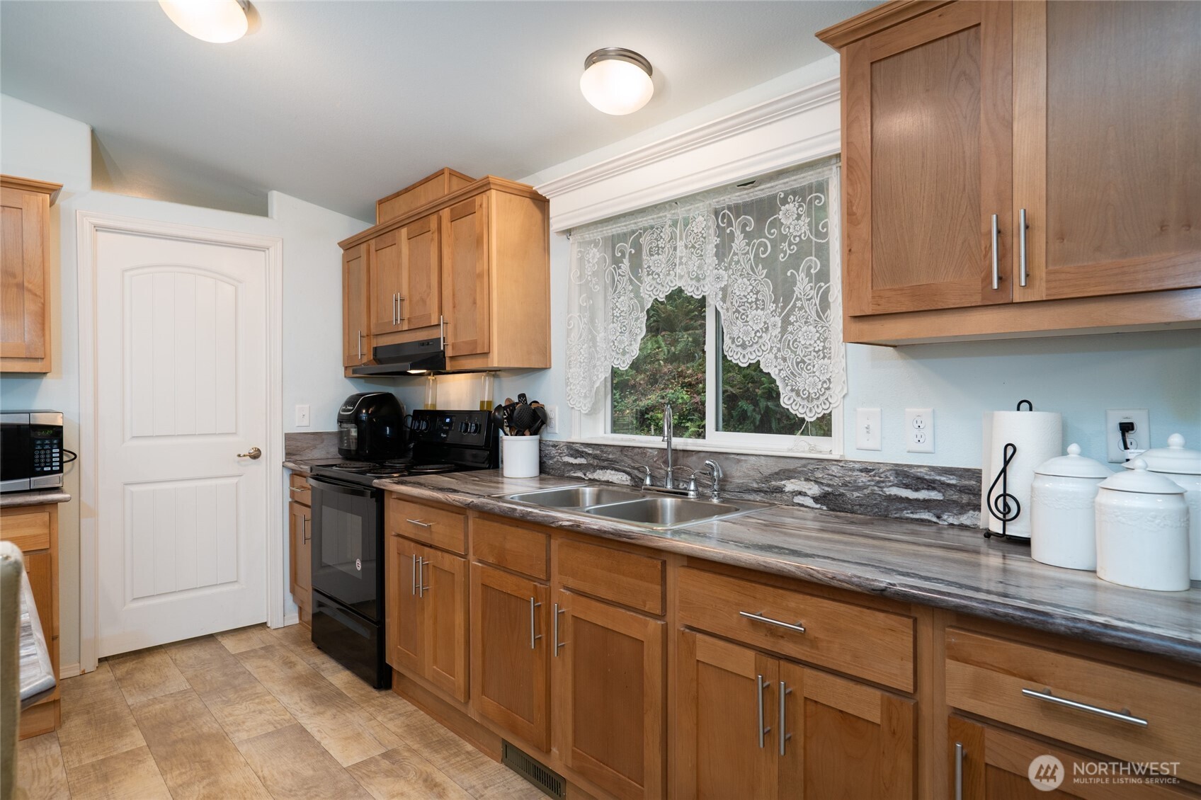 9054 W Pressentin Drive