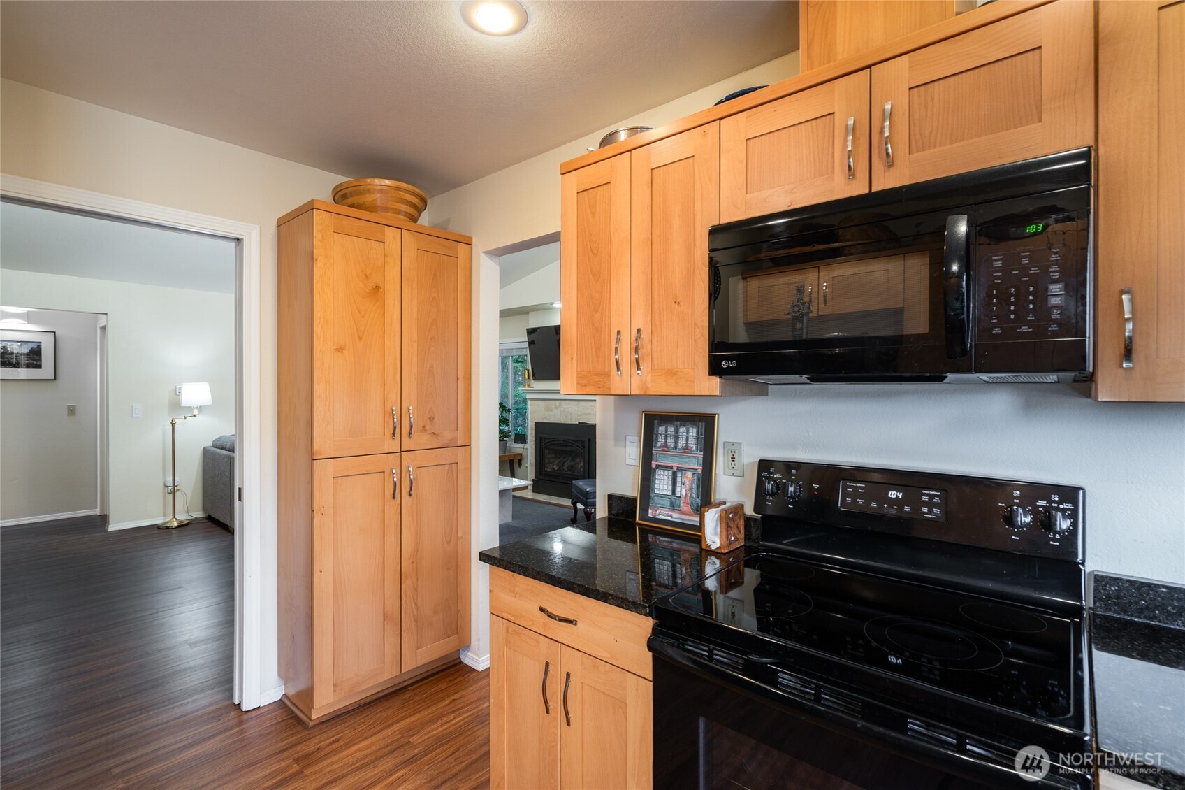 2108 Creekside Circle