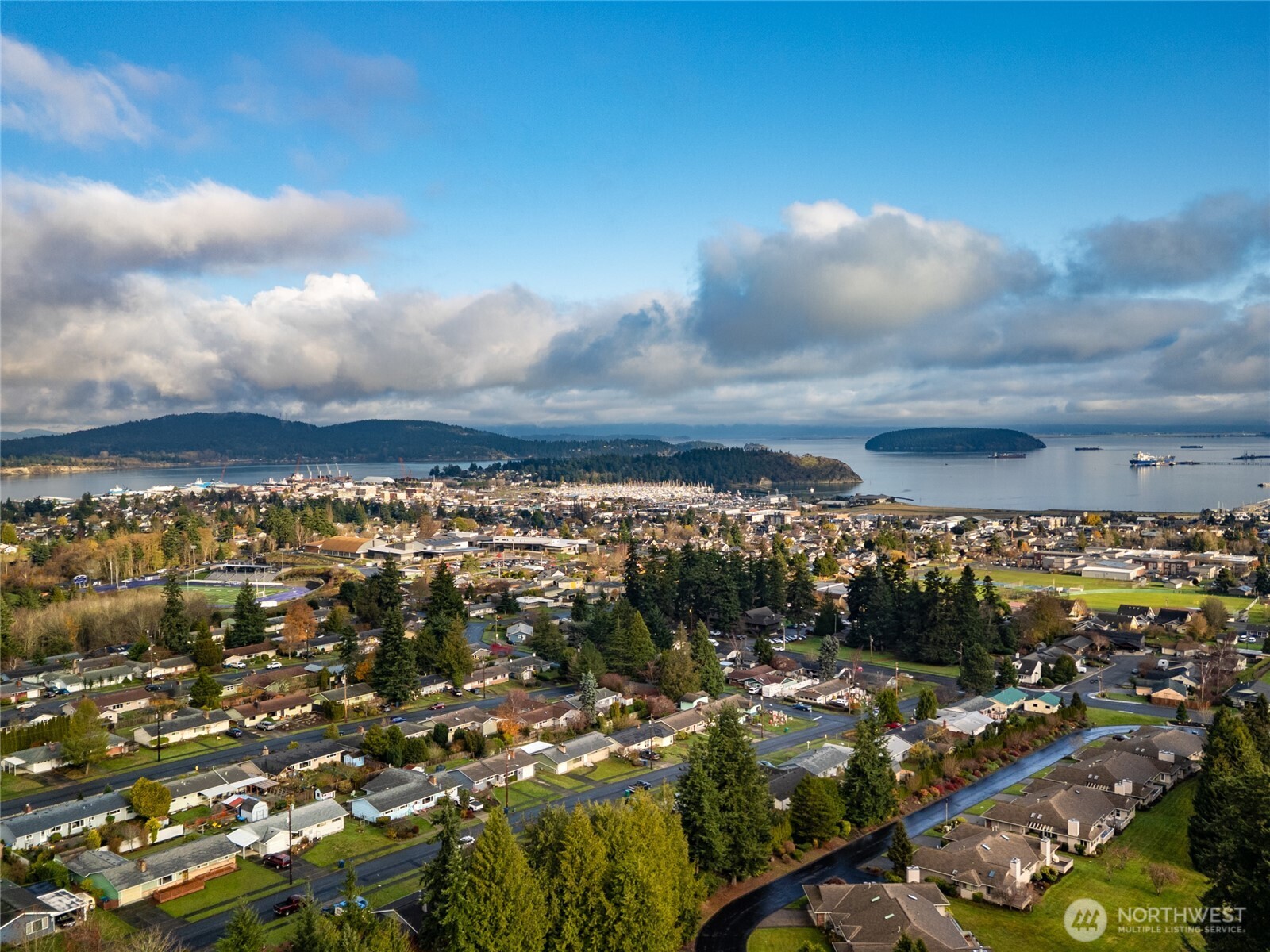 2108 Creekside Circle