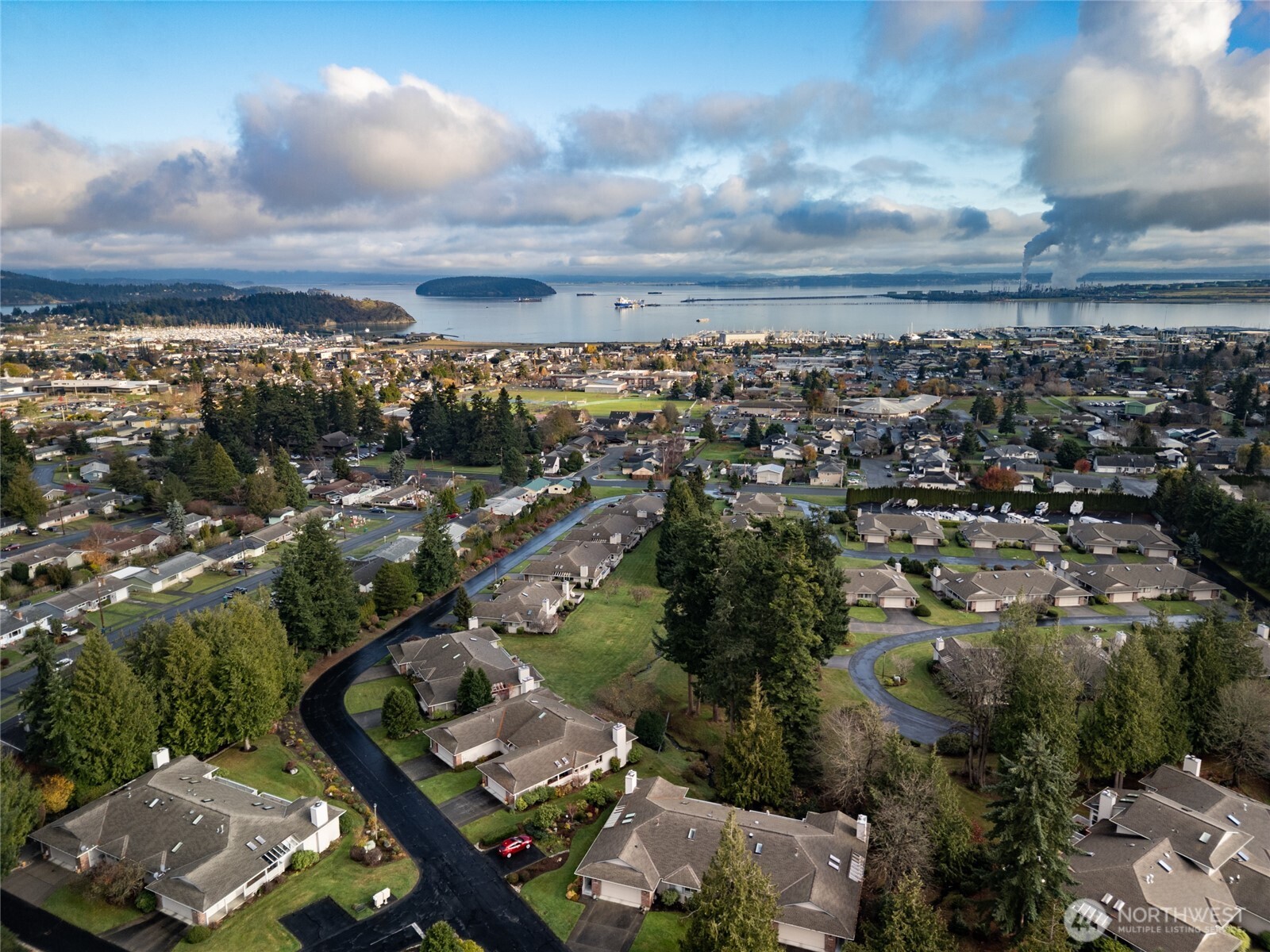 2108 Creekside Circle