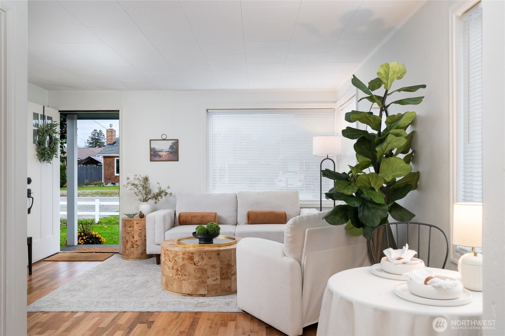 1412 E Berniece Street