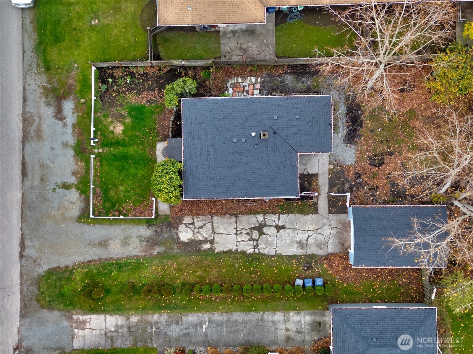 1412 E Berniece Street