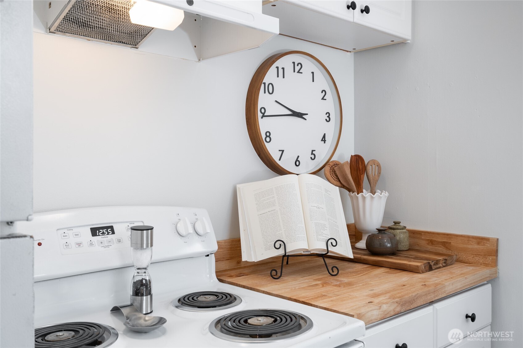 1412 E Berniece Street