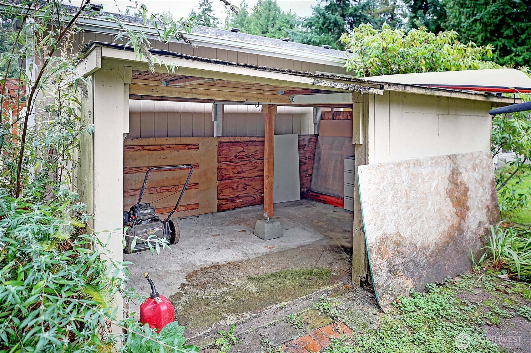 2931 SE Camano Drive