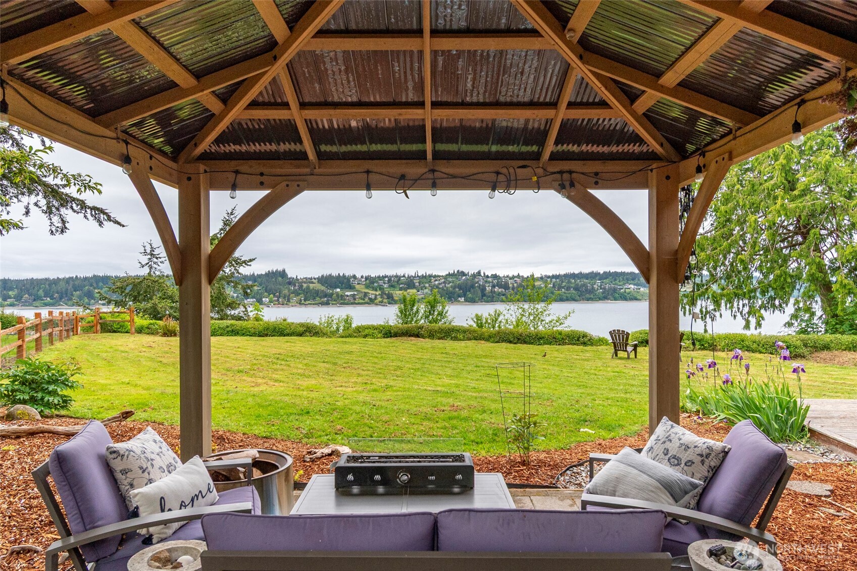 5222 East Harbor Road