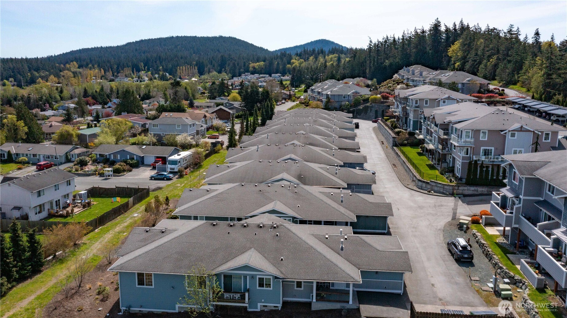 3611 Portage Lane Unit: F2