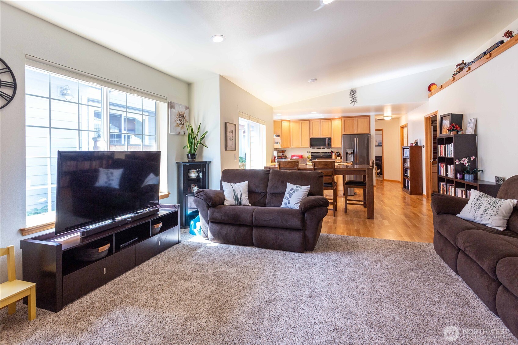 3611 Portage Lane Unit: F2