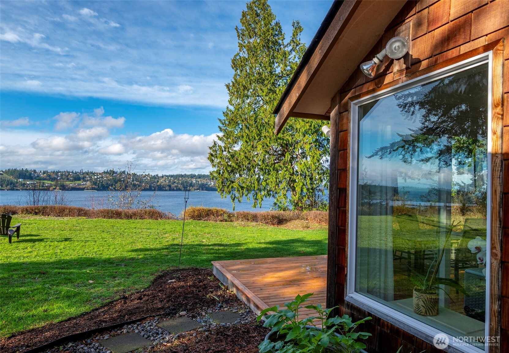 5222 East Harbor Road