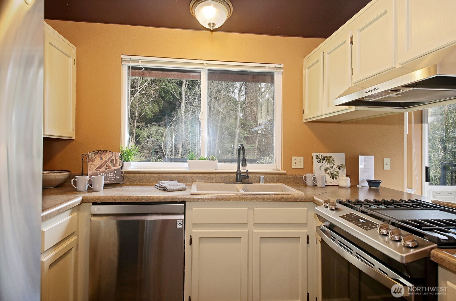 445 Mitchell Drive