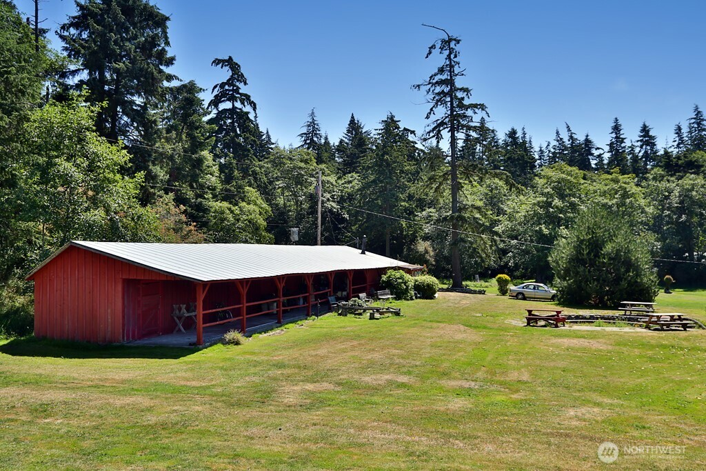 445 Mitchell Drive