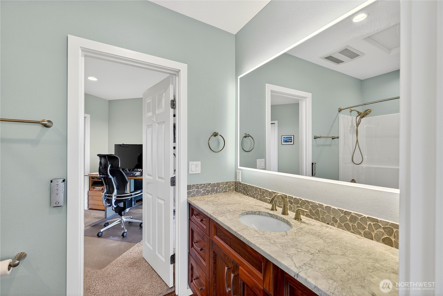 15107 Bridgeway Drive