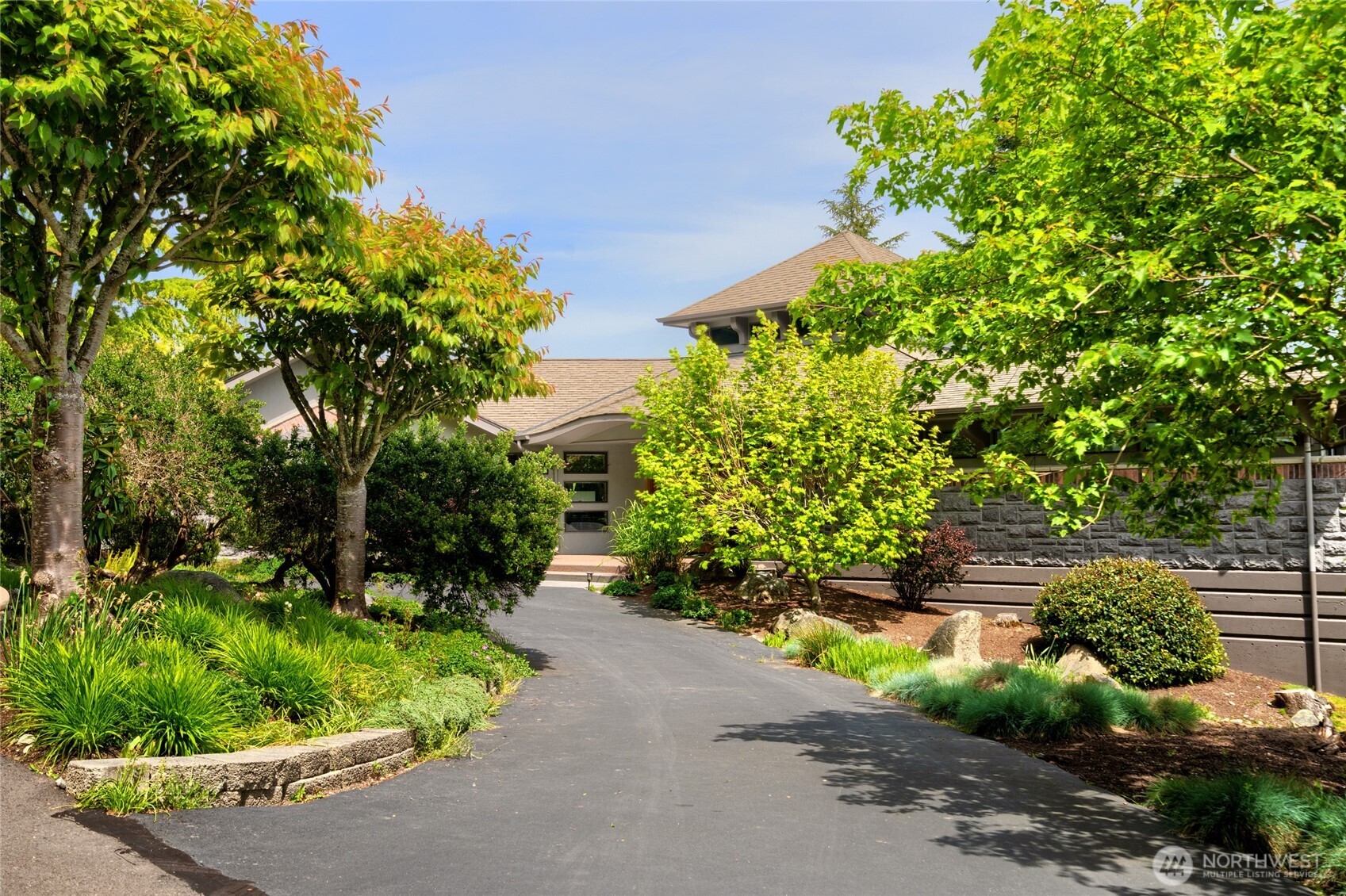 15107 Bridgeway Drive