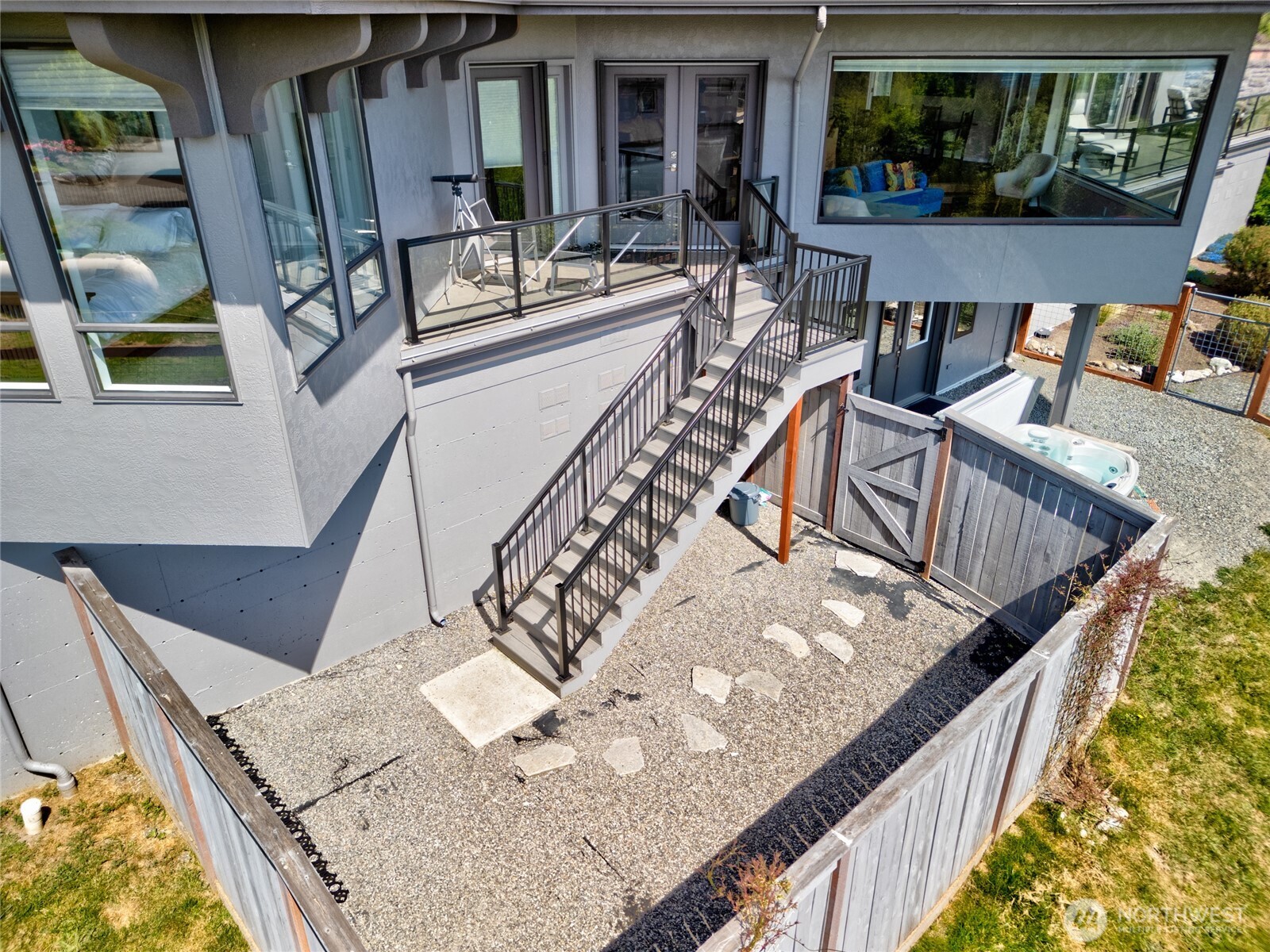 15107 Bridgeway Drive