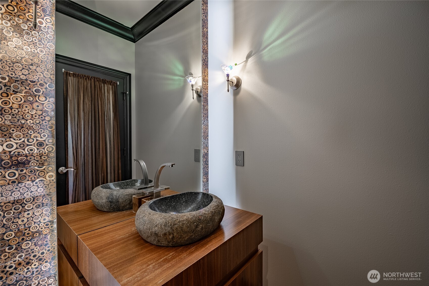 5543 Night Heron Drive