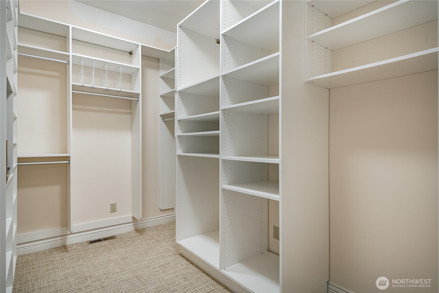 5543 Night Heron Drive