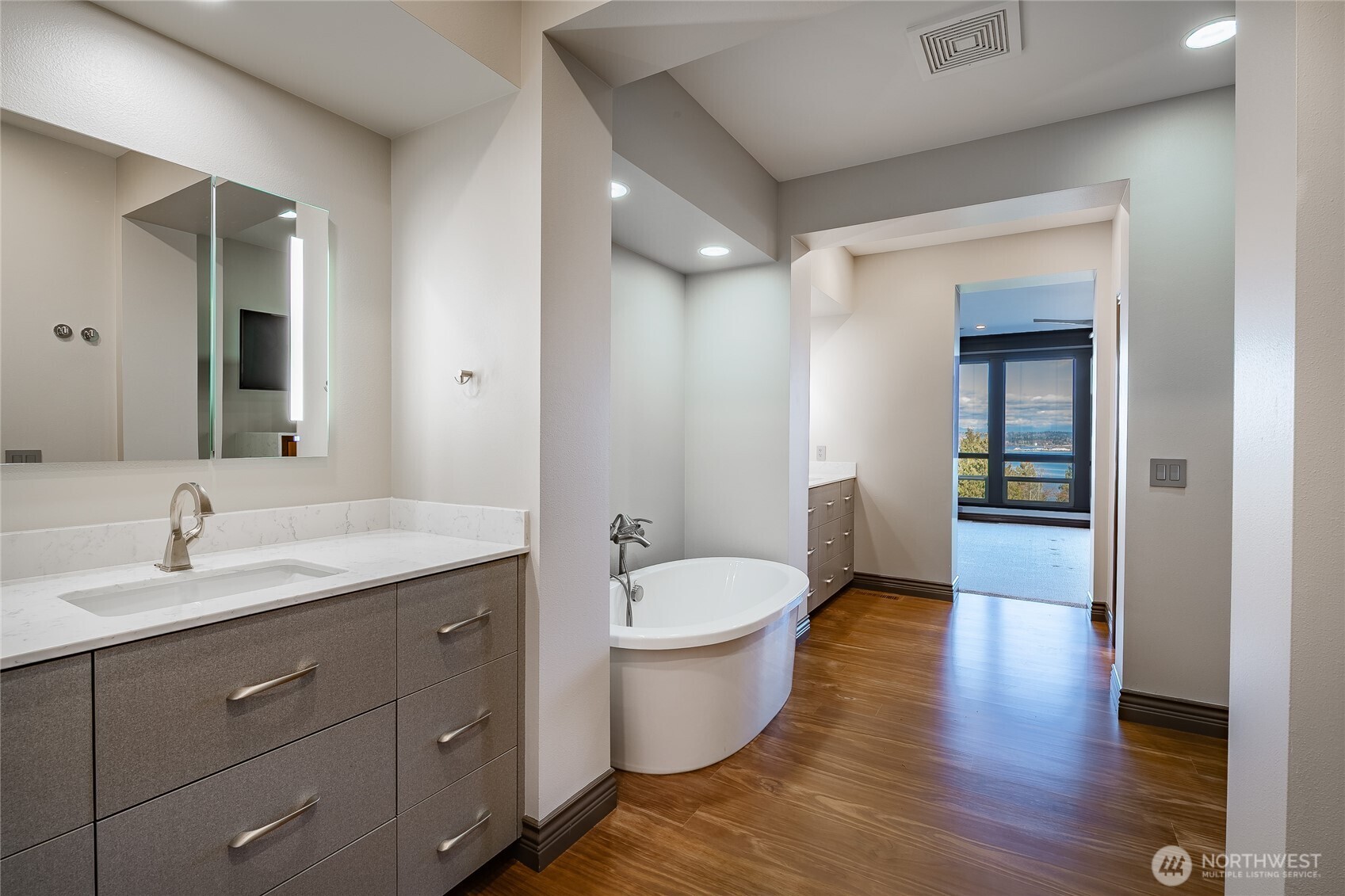 5543 Night Heron Drive