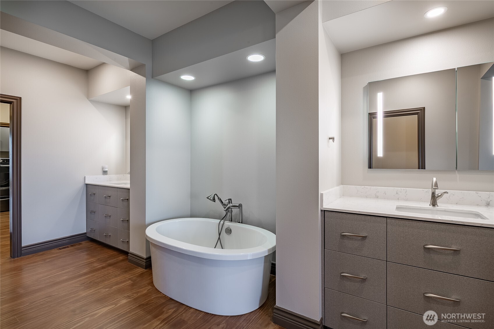 5543 Night Heron Drive