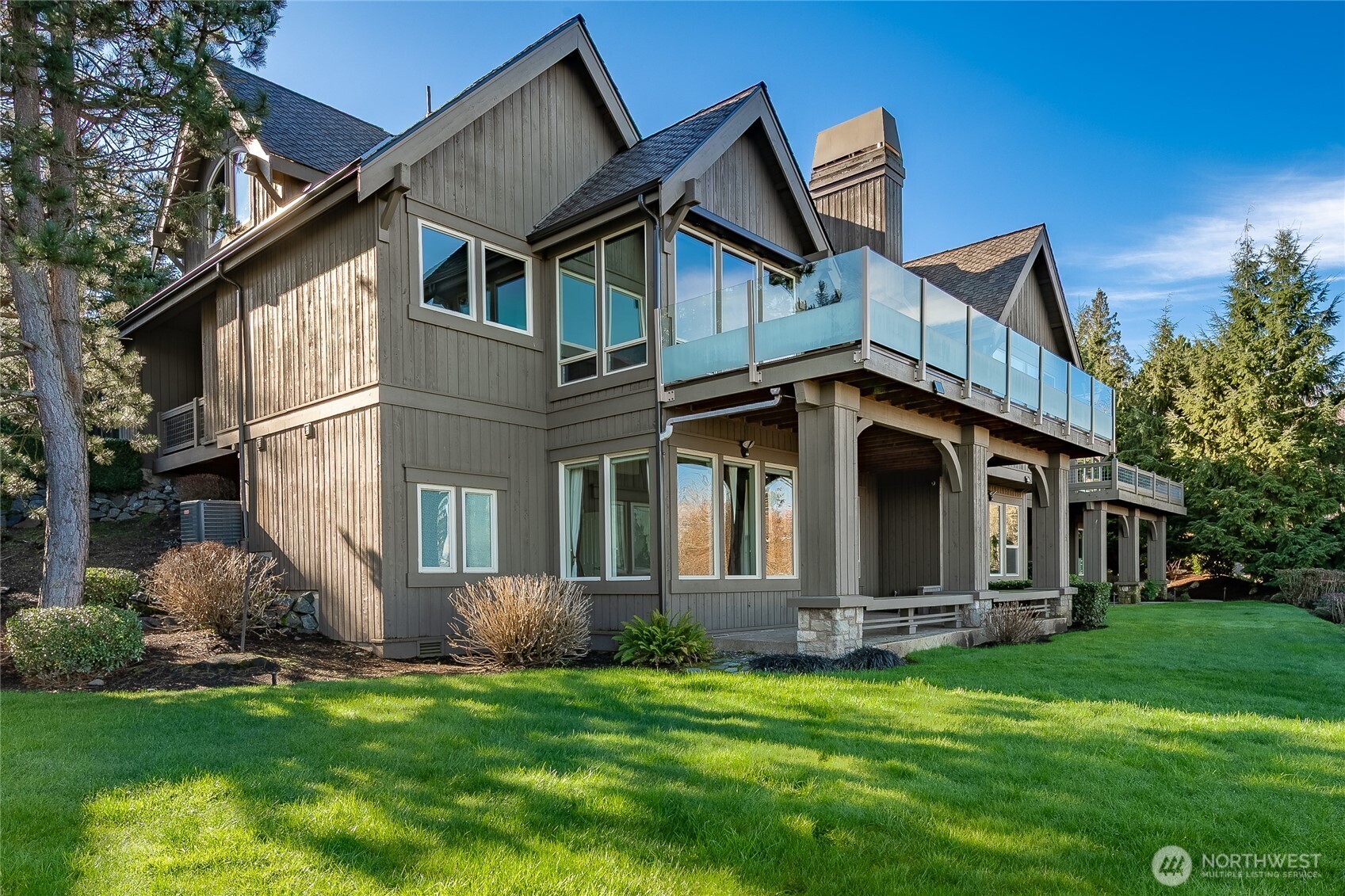 5543 Night Heron Drive
