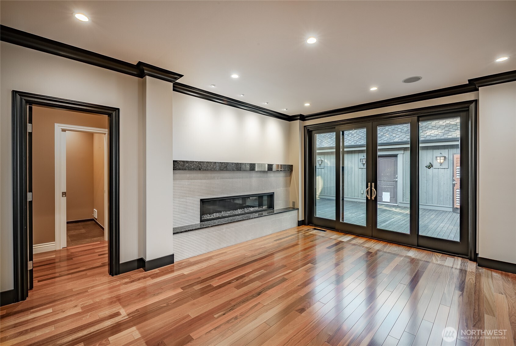 5543 Night Heron Drive