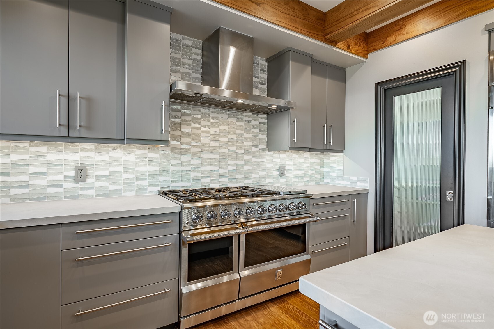 5543 Night Heron Drive