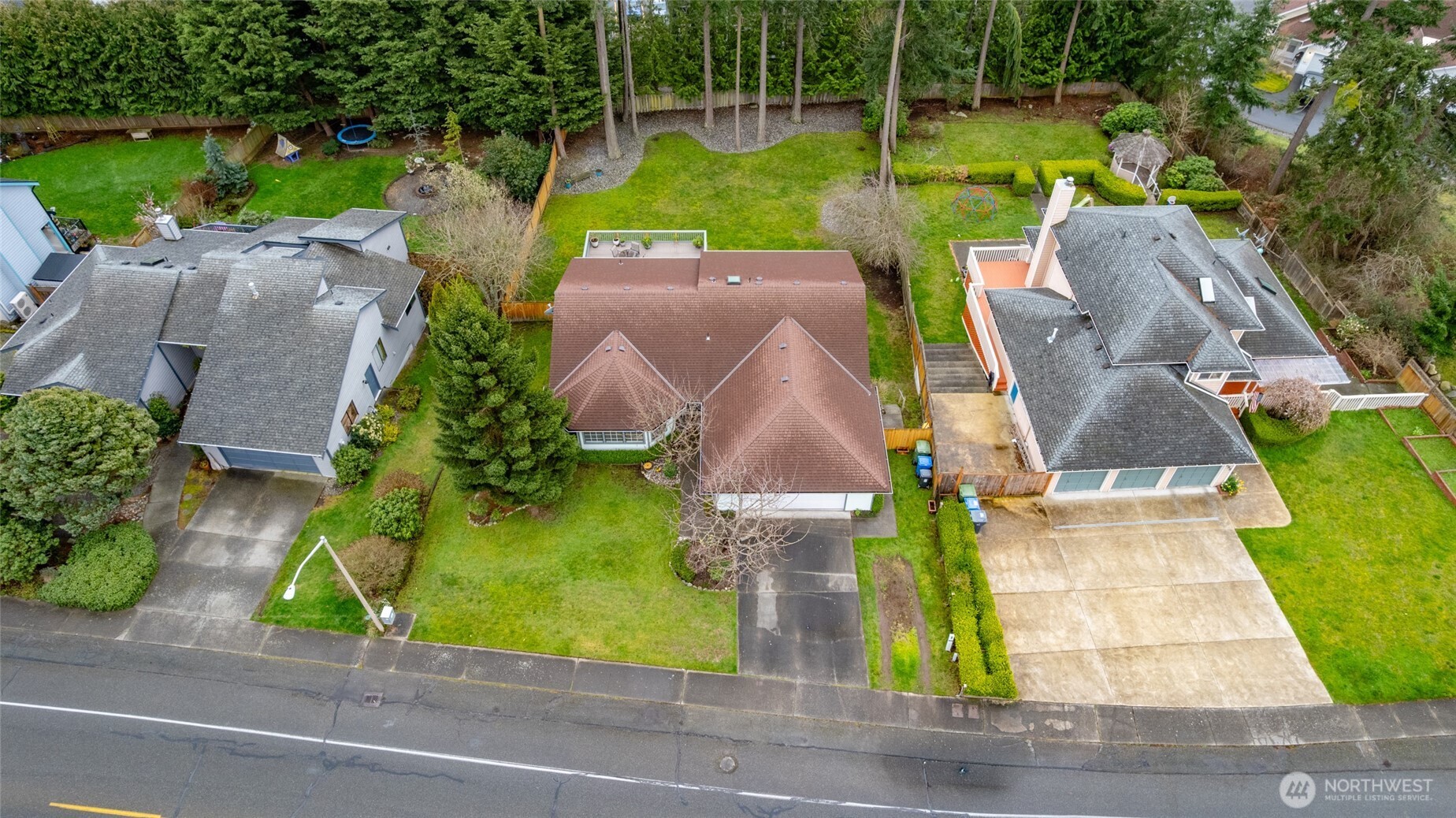 901 SW Barrington Drive