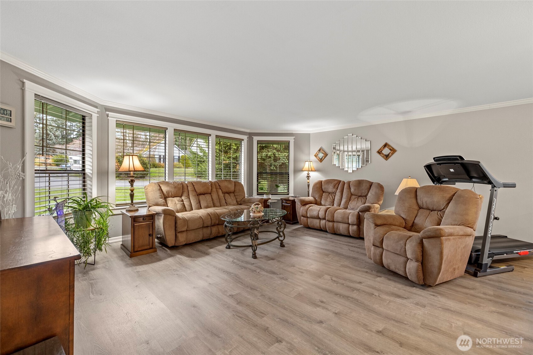 901 SW Barrington Drive