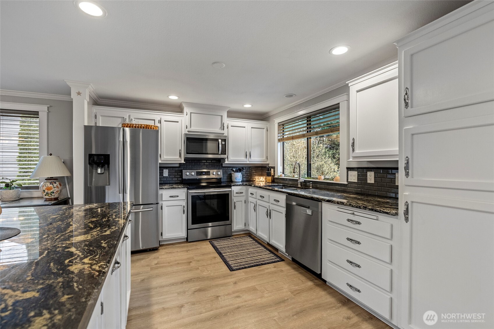 901 SW Barrington Drive