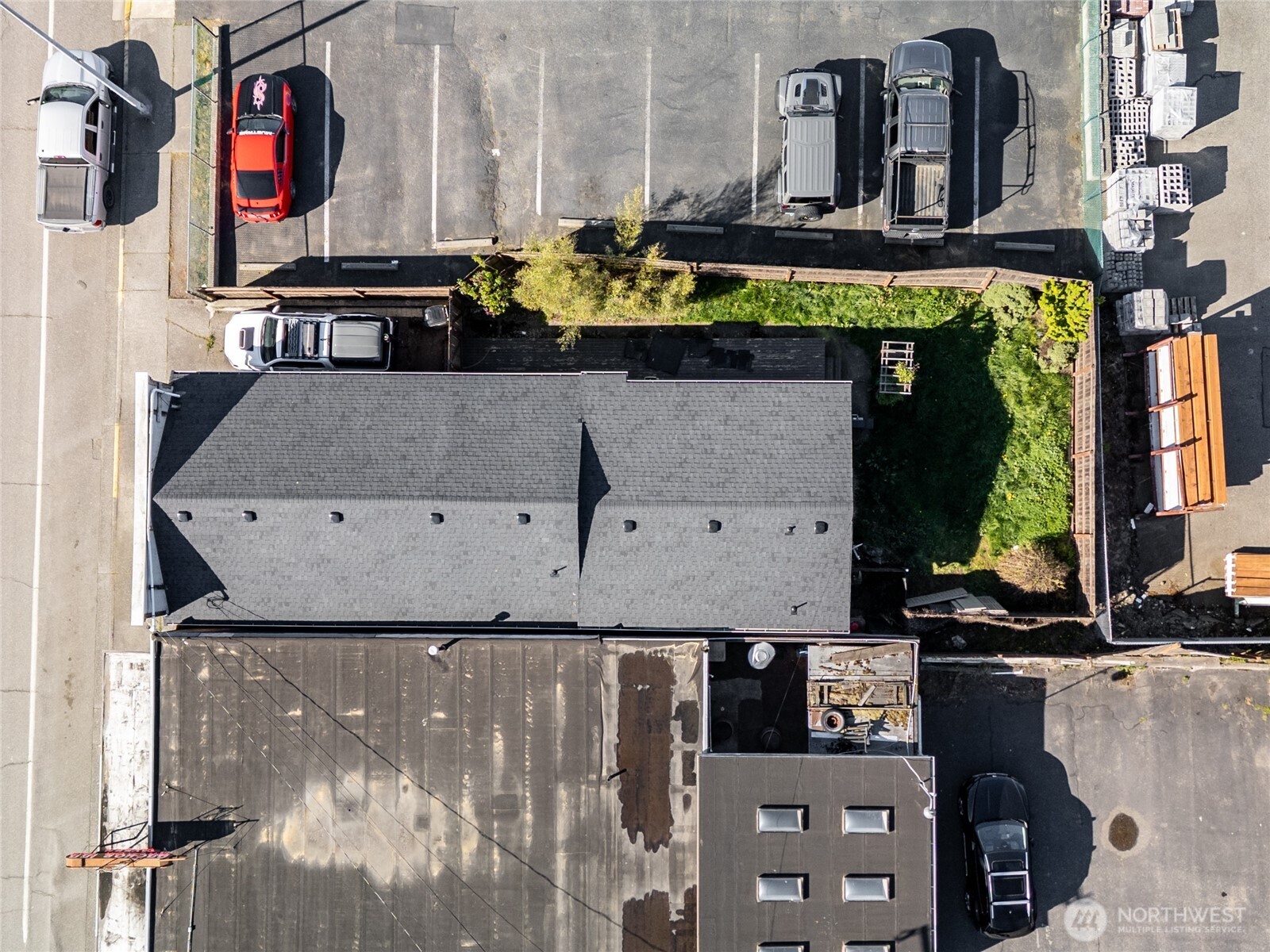 1917 Commercial Avenue
