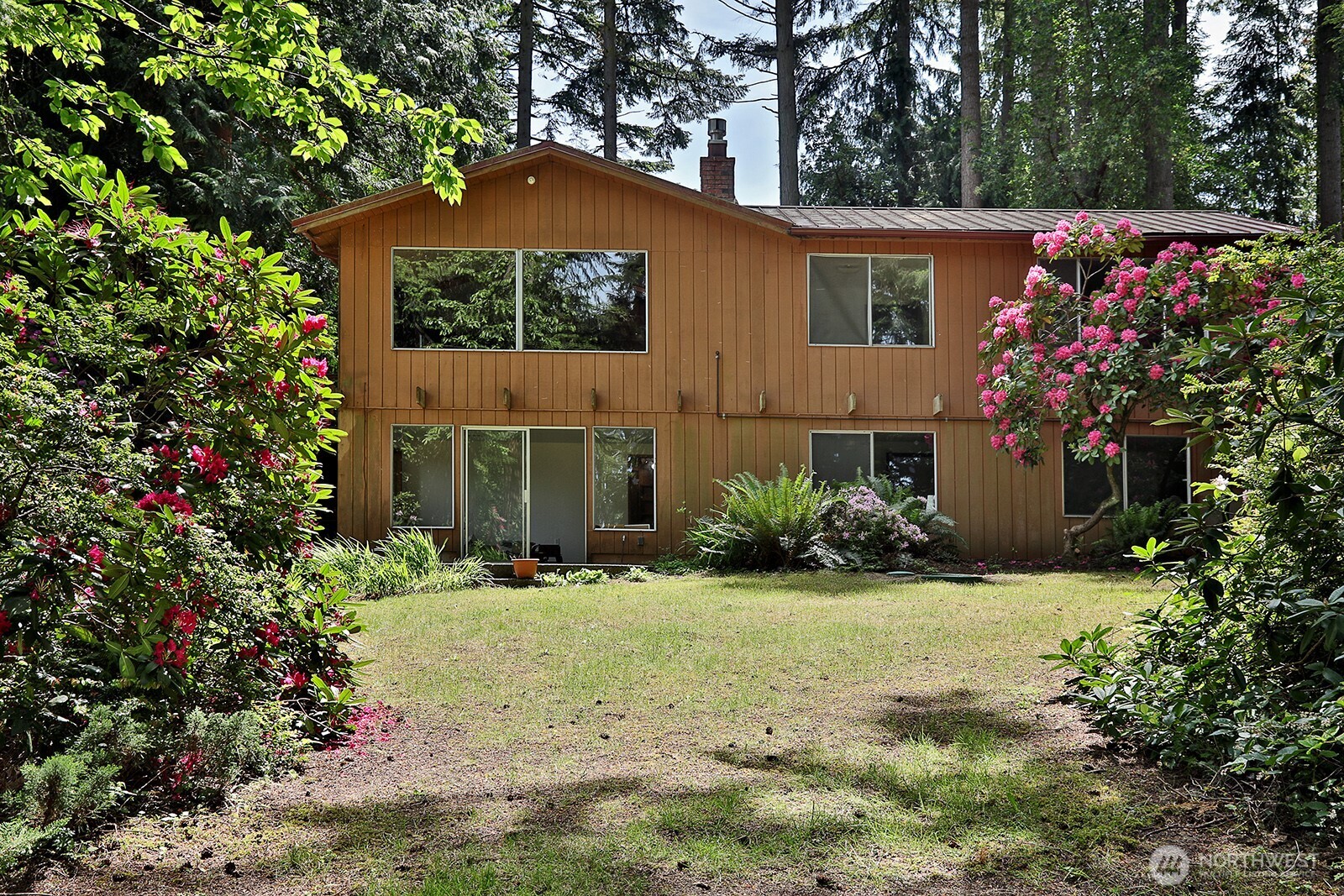 808 Woodsong Lane